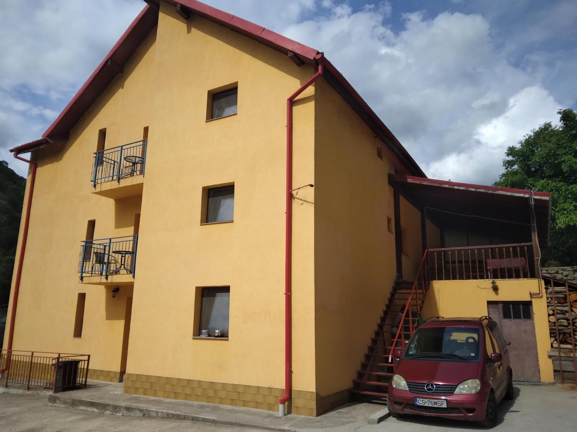 Casa Milos Si Fiul Băile Herculane Esterno foto